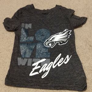 Size 4 philadelphia eagles t-shirt